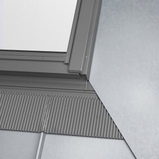 Standing seam flashinng